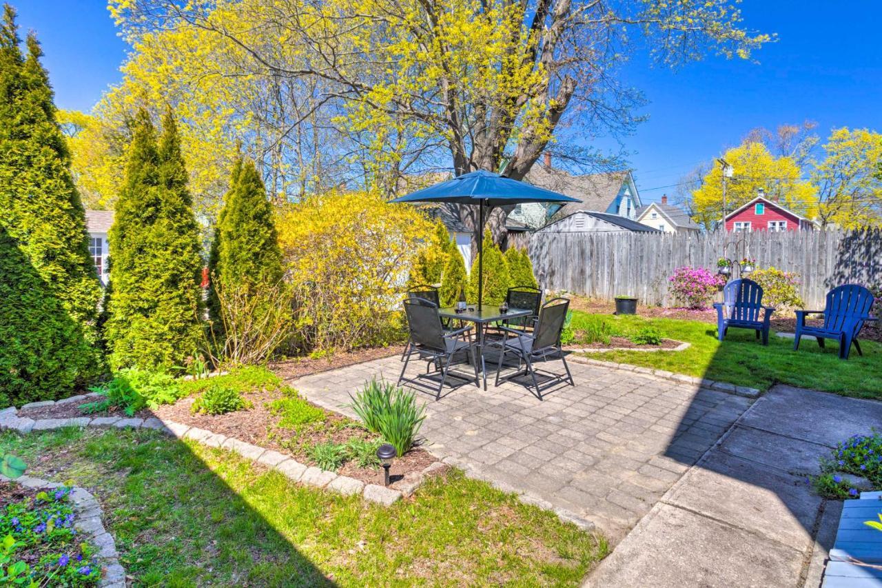 Mystic Refuge With Patio Less Than 1 Mi To Downtown! Exterior photo